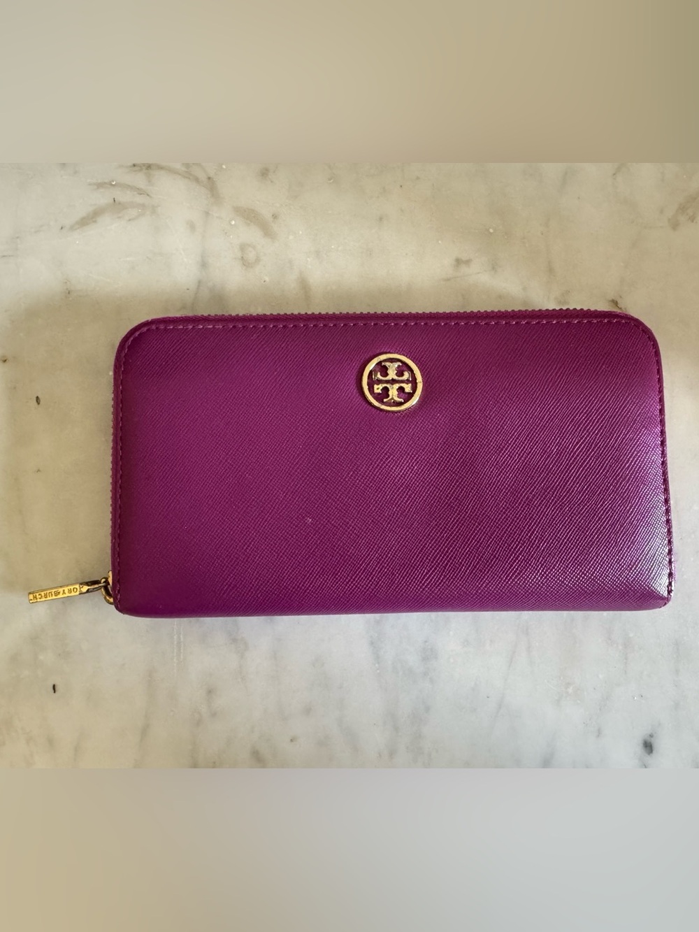 Tory Burch Robinson Zip Continental Wallet - Fuschia / Pink Saffiano Leather